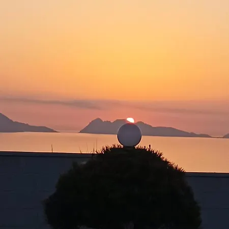 Precioso Apartamento Con Terreno Y Vistas A Cies Vigo Exterior photo